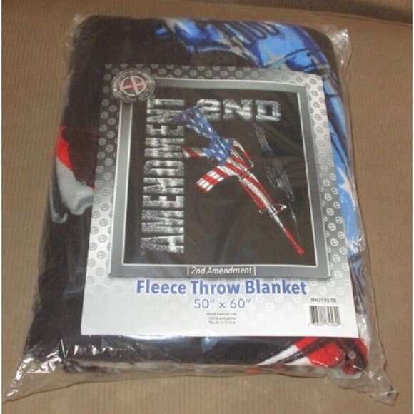 New Plush 2nd Amendment Fleece Throw Gift Blanket Right to Bear Arms Guns USA US - Picture 2 of 2